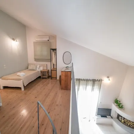 Seashell Luxury - 1 Lixouri